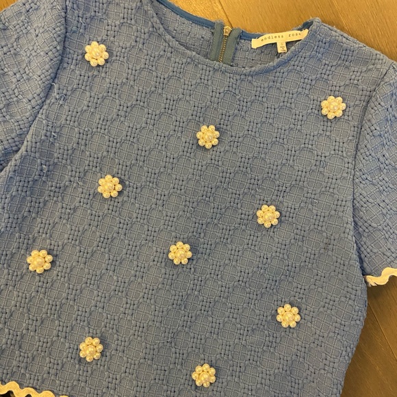 Chic set from Endless Rose ShopBop - Must See! 🔥 - Picture 3 of 5